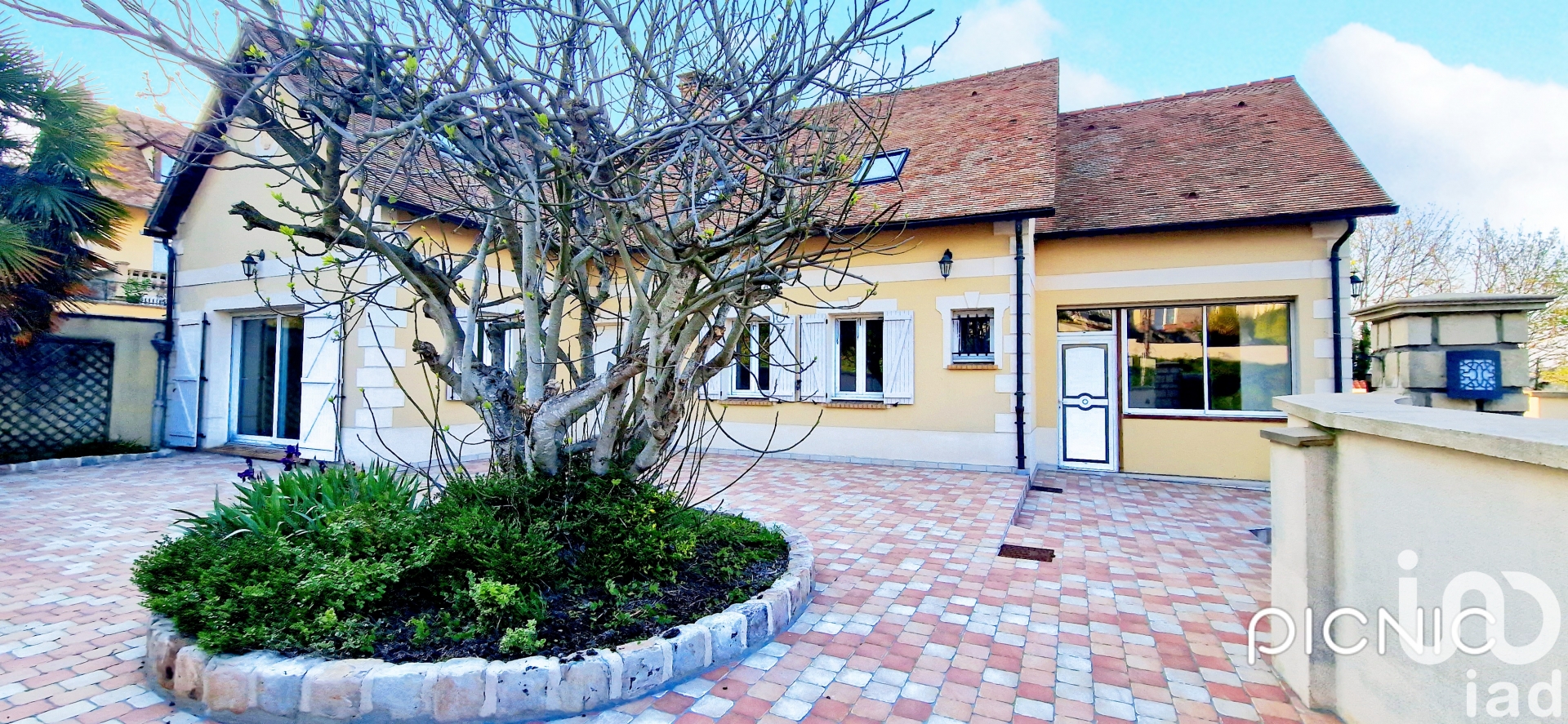 Photo 2 du bien - Vente maison à Bonnières-sur-Seine (78270) : maison 6 pièces 218 m² - 1743422