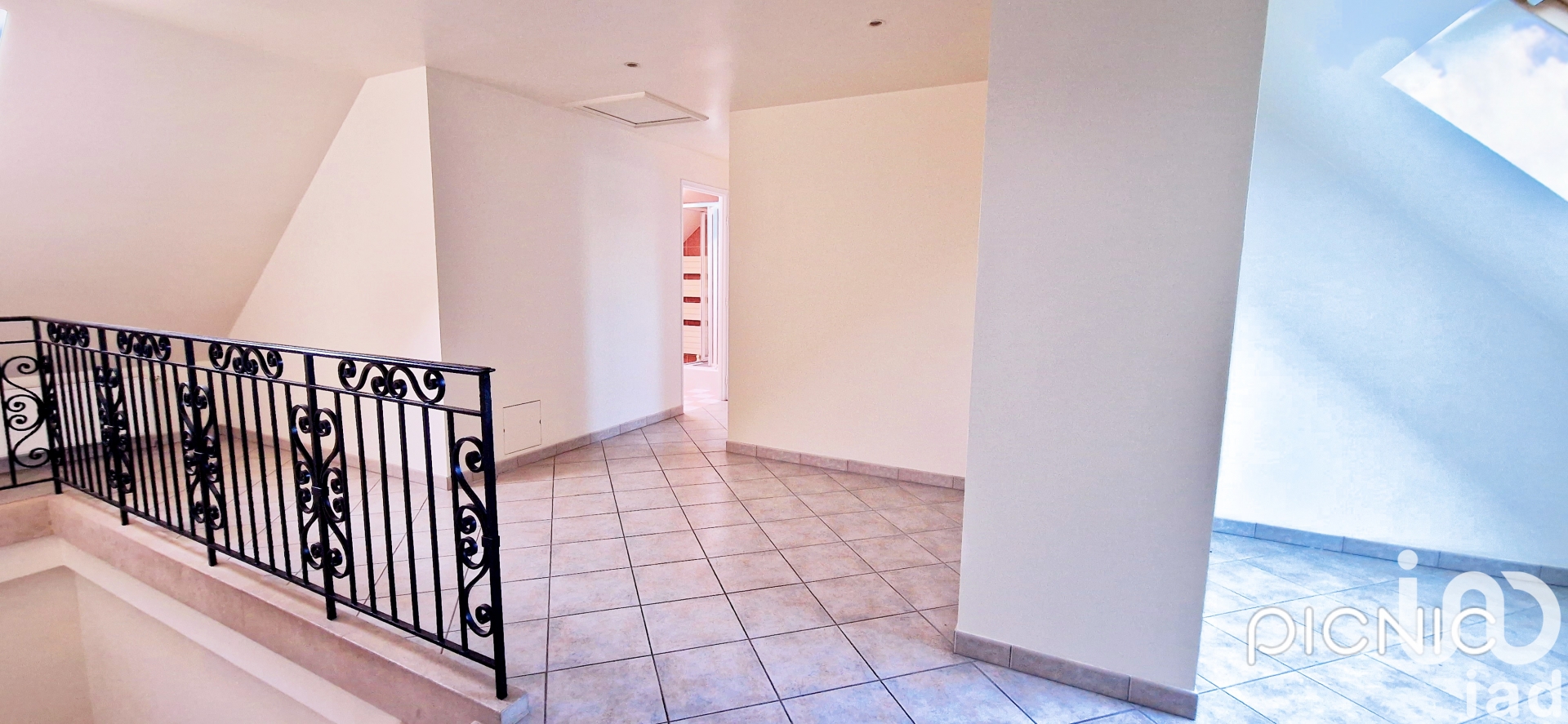 Photo 11 du bien - Vente maison à Bonnières-sur-Seine (78270) : maison 6 pièces 218 m² - 1743422