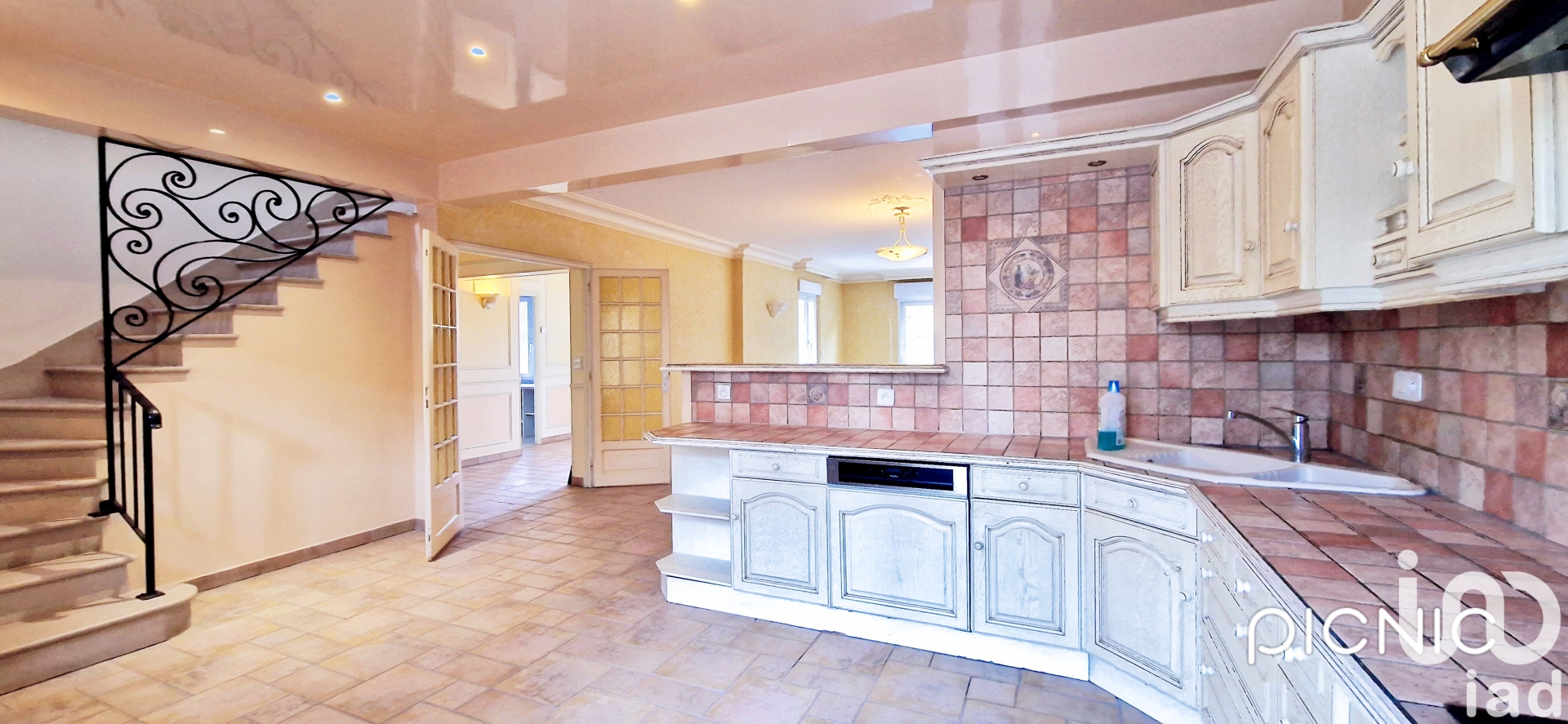 Photo 5 du bien - Vente maison à Bonnières-sur-Seine (78270) : maison 6 pièces 218 m² - 1743422