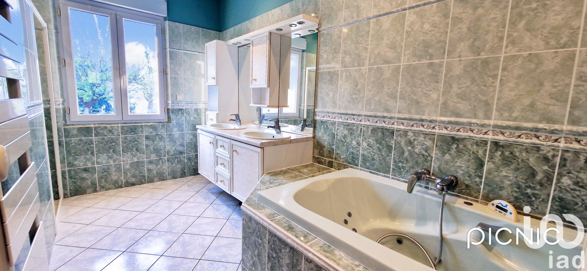 Photo 9 du bien - Vente maison à Bonnières-sur-Seine (78270) : maison 6 pièces 218 m² - 1743422