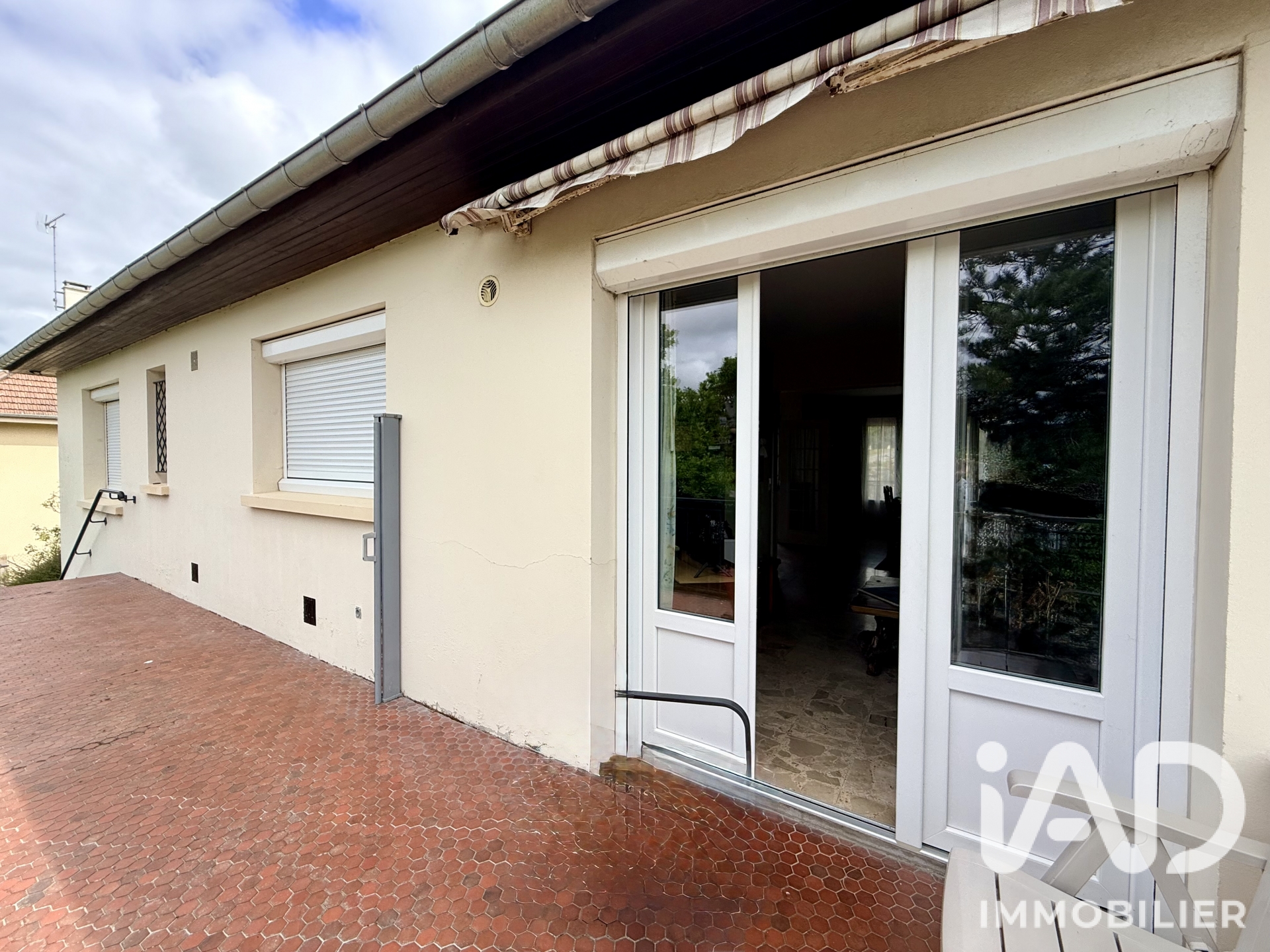 Photo 3 du bien - Vente maison à Touques (14800) : maison 4 pièces 100 m² - 2070172
