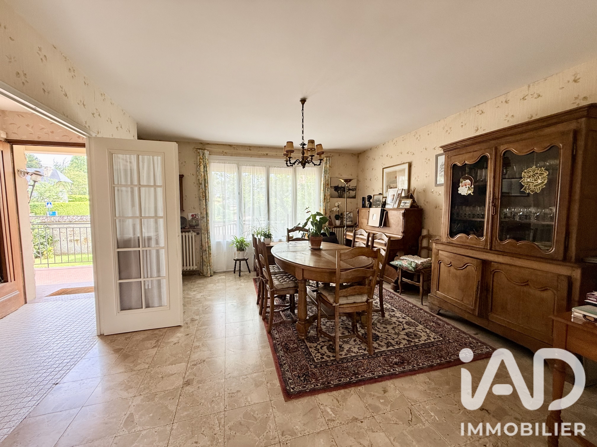 Photo 5 du bien - Vente maison à Touques (14800) : maison 4 pièces 100 m² - 2070172