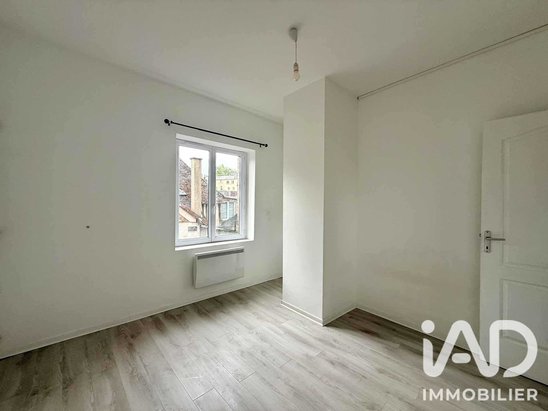 Photo 4 du bien - Location appartement à Beaumont-le-Roger (27170) : appartement 2 pièces 40 m² - 2097839